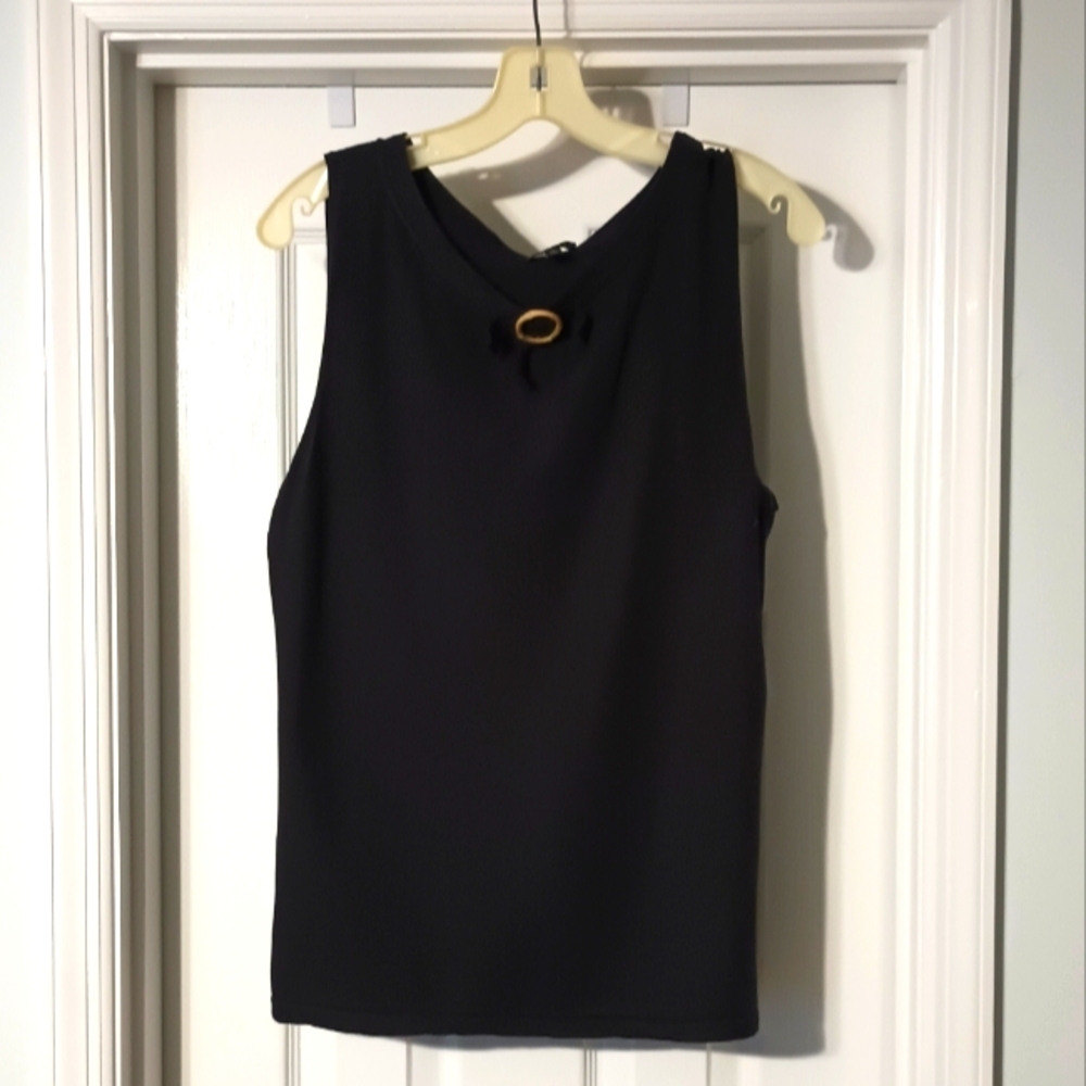 Talbot’s black sleeveless sweater XL(fits L)